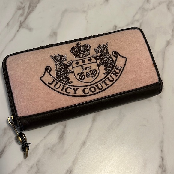VINTAGE JUICY COUTURE TERRY CLOTH WALLET - Picture 1 of 9